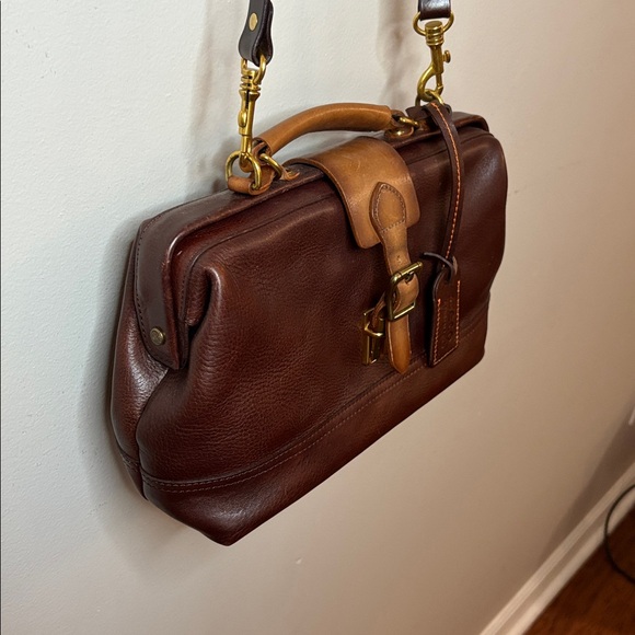 OLD TREND Genuine Leather Doctor Satchel Bag, brown - Picture 16 of 17